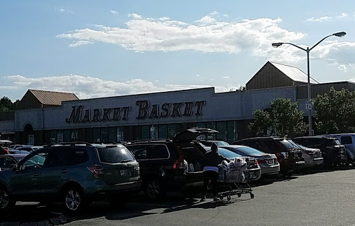 Grocery Store «Market Basket», reviews and photos, 34 Plaistow Rd, Plaistow, NH 03865, USA