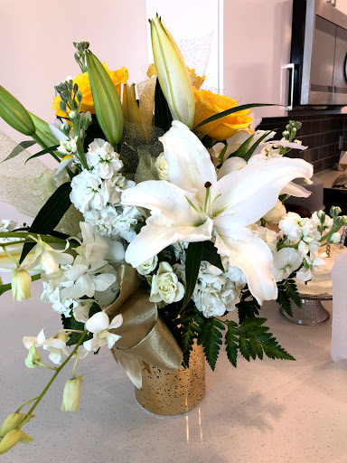 Florist «In Bloom Florist - Heathrow, Florida», reviews and photos, 1210 International Pkwy, Lake Mary, FL 32746, USA