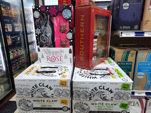 Convenience Store «Falls Convenient Mart», reviews and photos, 321 Milton Blvd, Newton Falls, OH 44444, USA