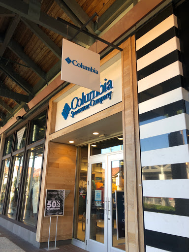 Sportswear Store «Columbia Sportswear PFG Store at The Falls - Miami, FL», reviews and photos, 8888 SW 136th St #465a, Miami, FL 33176, USA