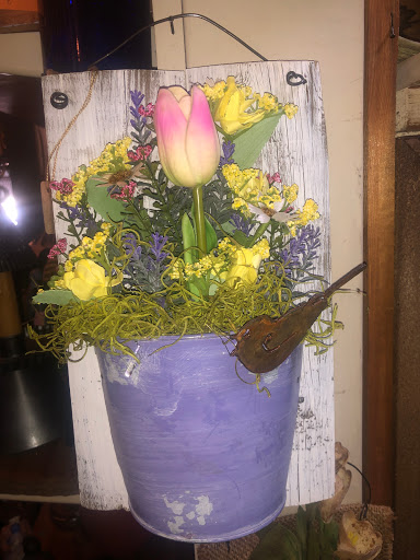 Gift Shop «Heart Felt Designs Country Shop», reviews and photos, 24 S Railroad Ave, Pedricktown, NJ 08067, USA