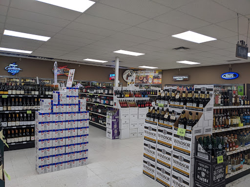 Liquor Store «Lindstrom Liquors», reviews and photos, 12838 Lake Blvd, Lindstrom, MN 55045, USA