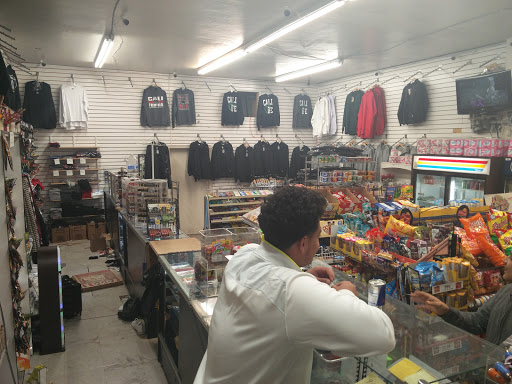 Tobacco Shop «Bay Smoke Shop», reviews and photos, 2005 Macdonald Ave, Richmond, CA 94801, USA