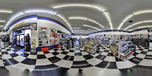 Truck Accessories Store «4 Wheel Parts Performance Center - Mesa, AZ», reviews and photos, 420 S Country Club Dr, Mesa, AZ 85210, USA