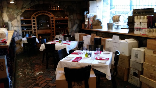 General Store «Symons General Store & Wine Cellar», reviews and photos, 401 E Lake St, Petoskey, MI 49770, USA