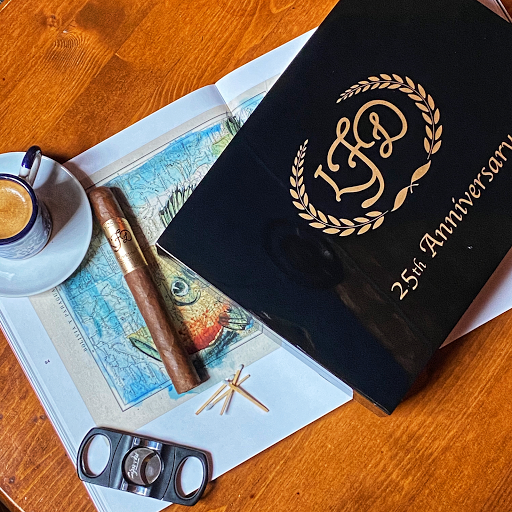 Cigar Shop «Cigar Art», reviews and photos, 504 N Bishop Ave, Dallas, TX 75208, USA