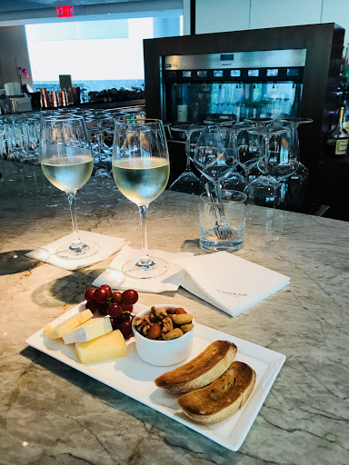 Hotel «Conrad New York», reviews and photos