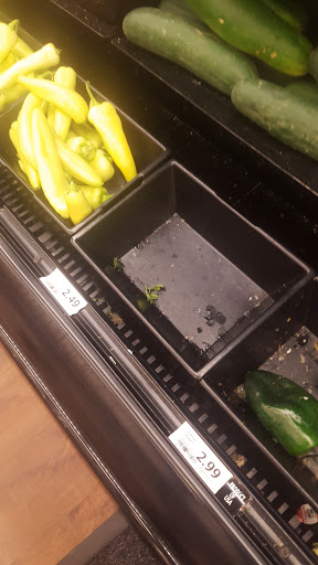 Grocery Store «Winn-Dixie», reviews and photos, 1060 Lakes Blvd, Lake Park, GA 31636, USA