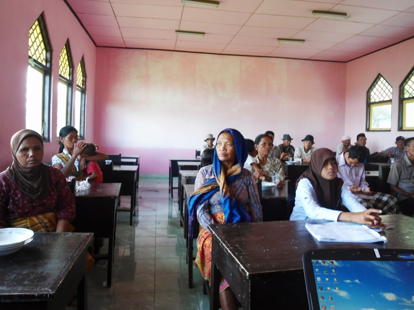 SMK ISLAM TERPADU SEMUDANE AL FAZRI LINGKOK BUNUT - White Bird - 2