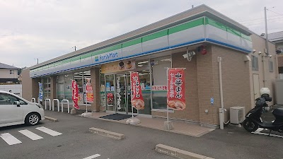 ファミリーマート 掛川家代の里店