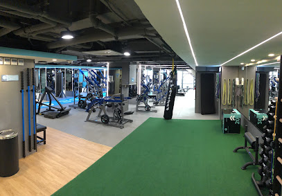24/7 Fitness Fortress Hill - Hong Kong, North Point, King,s Rd, 135-145號1/F全層 United Building