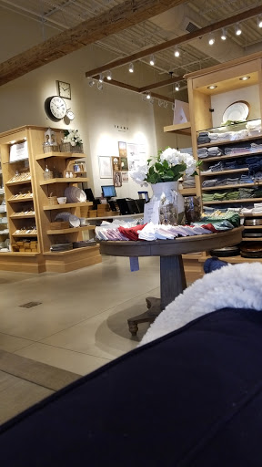 Furniture Store «Pottery Barn», reviews and photos, 2030 Bond St #150, Charlottesville, VA 22901, USA