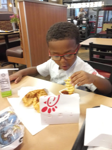 Fast Food Restaurant «Chick-fil-A», reviews and photos, 4925 Outer Loop, Louisville, KY 40219, USA