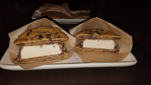 Movie Theater «iPic Theaters», reviews and photos, 301 Plaza Real, Boca Raton, FL 33432, USA