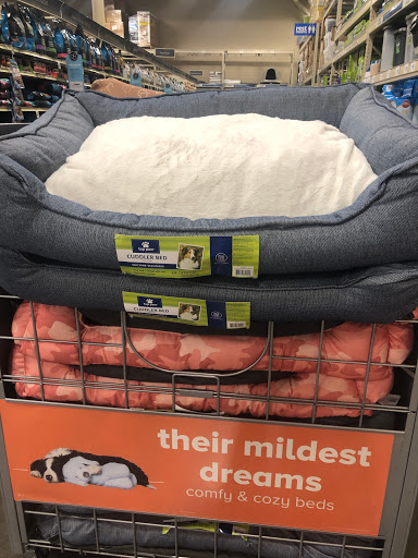 Pet Supply Store «PetSmart», reviews and photos, 5640 Cedar Lake Rd, Minneapolis, MN 55416, USA