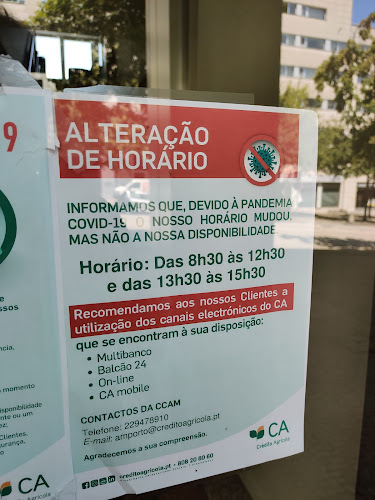 Avaliações doCaixa Crédito Agrícola Mútuo em Maia - Banco