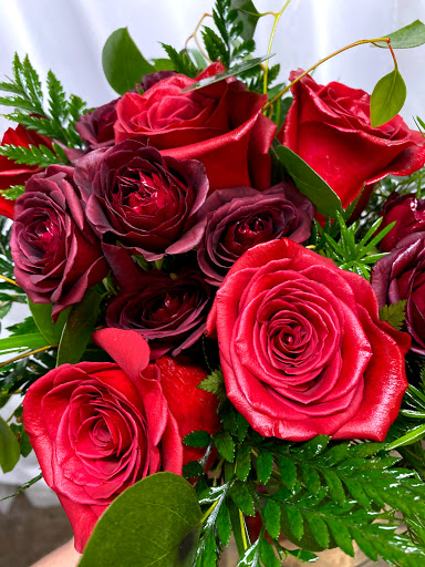 Florist «Roberts Flower Shop», reviews and photos, 423 Castroville Rd, San Antonio, TX 78207, USA