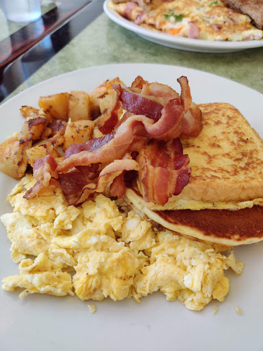 Donut Shop «Twin Donuts», reviews and photos, 501 Cambridge St, Boston, MA 02134, USA