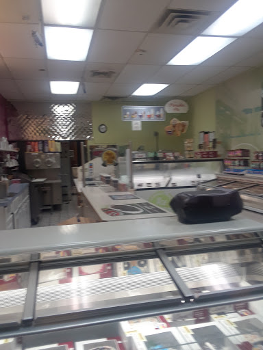 Ice Cream Shop «Carvel», reviews and photos, 2134 Deer Park Ave, Deer Park, NY 11729, USA
