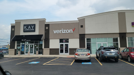 Verizon Authorized Retailer - A Wireless, 6945 US-322, Cranberry, PA 16319, USA, 