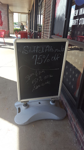 Thrift Store «MCB (Missouri Council of the Blind) Thrift Store», reviews and photos, 2713 N Kansas Expy, Springfield, MO 65803, USA