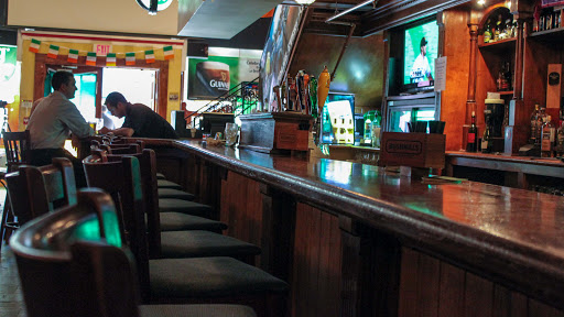 Harp & Celt Irish Pub & Restaurant