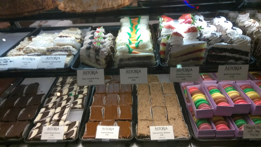 Coffee Shop «Starbucks», reviews and photos, 300 S Main St, Royal Oak, MI 48067, USA