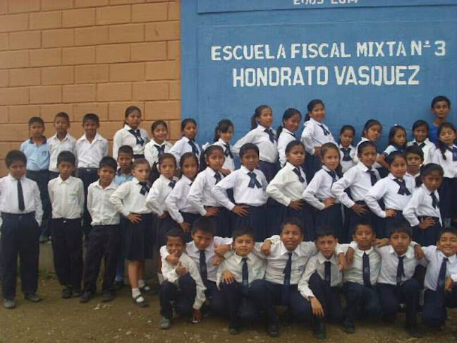 Opiniones de Escuela De Educacion Honorato Vasquez en Lomas de Sargentillo - Escuela