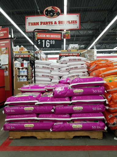 Home Improvement Store «Tractor Supply Co.», reviews and photos, 7409 County Rd 311, Sellersburg, IN 47172, USA