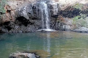 Tinkuda Waterfall, Sundargarh image