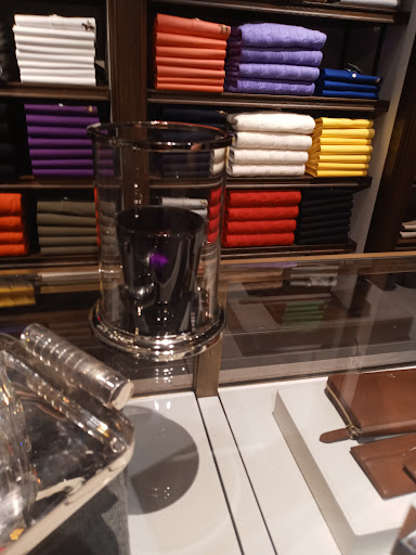 Clothing Store «Ralph Lauren», reviews and photos, 444 N Rodeo Dr, Beverly Hills, CA 90210, USA