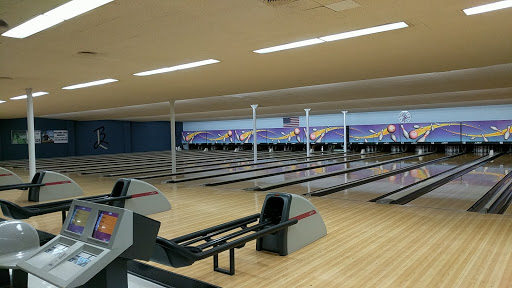 Bowling Alley «Beverly Lanes», reviews and photos, 8 Beverly Ln, Arlington Heights, IL 60004, USA