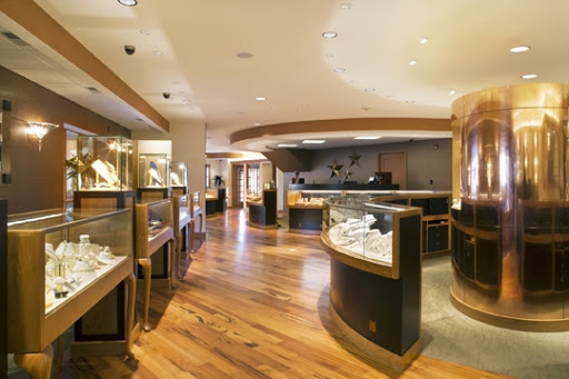 Jewelry Store «Graham Jewelers», reviews and photos, 800 Lake St E, Wayzata, MN 55391, USA