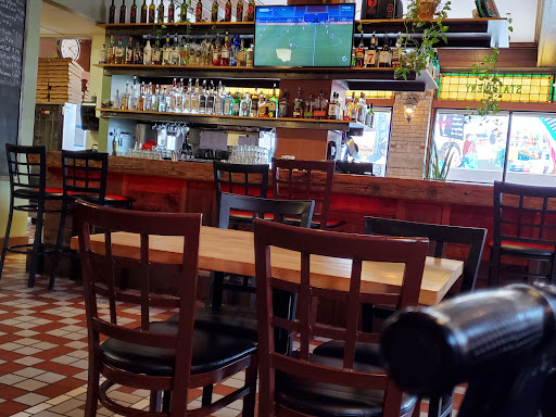 Pizza Restaurant «Transfer Pizzeria Café», reviews and photos, 101 W Mitchell St, Milwaukee, WI 53204, USA