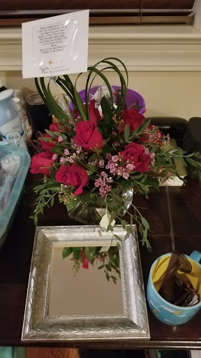 Florist «City Line Florist», reviews and photos, 2978 Nichols Ave, Trumbull, CT 06611, USA