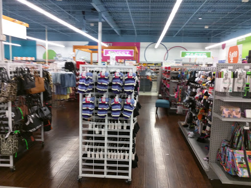 Discount Store «Here Today St Charles», reviews and photos, 800 S Duchesne Dr, St Charles, MO 63301, USA