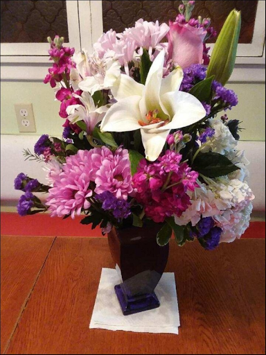 Florist «Bloomingdale Florist», reviews and photos, 827 E Bloomingdale Ave, Brandon, FL 33511, USA