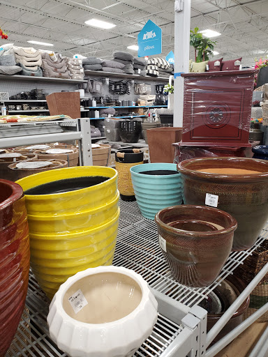 Home Goods Store «At Home», reviews and photos, 2780 Wilma Rudolph Blvd, Clarksville, TN 37040, USA