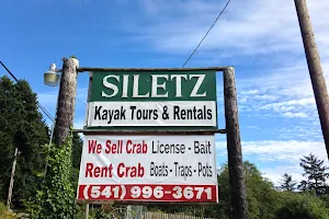 Siletz Crabbing & Kayak Rentals image