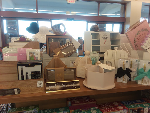 Home Goods Store «Tuesday Morning», reviews and photos, 454 Ohio Pike, Cincinnati, OH 45255, USA