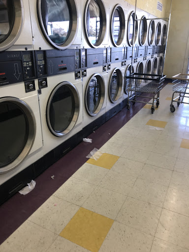 Laundry «Sparkling Clean Coin Laundry», reviews and photos, 15112 Bellflower Blvd, Bellflower, CA 90706, USA