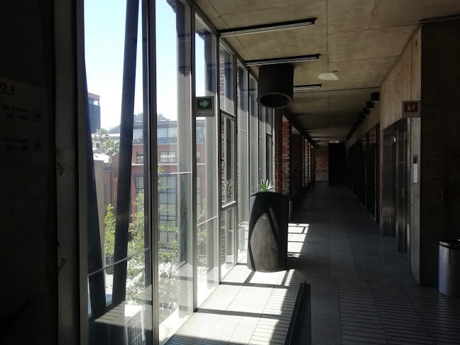 Opiniones de Fotocopiadora Hector Mancilla, Edificio Pregrado Medicina UC en Metropolitana de Santiago - Copistería