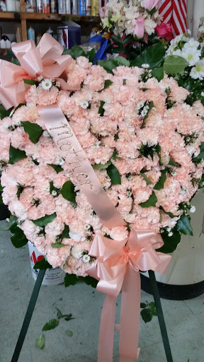 Florist «A & B Florist», reviews and photos, 908 S Cashua Dr, Florence, SC 29501, USA