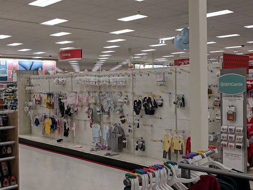 Department Store «Target», reviews and photos, 5901 Douglas Ave, Des Moines, IA 50322, USA