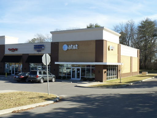 AT&T Authorized Retailer, 923 Nashville Pike, Gallatin, TN 37066, USA, 
