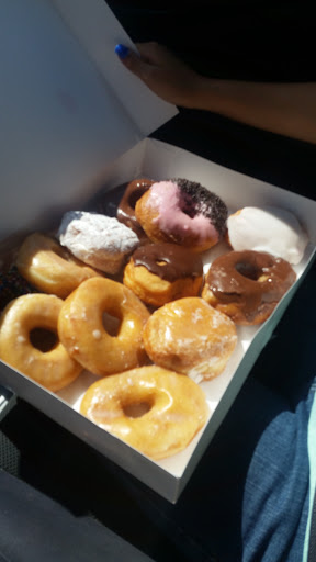 Donut Shop «Dixie Cream Donuts», reviews and photos, 1364 SW Bayshore Blvd, Port St Lucie, FL 34983, USA