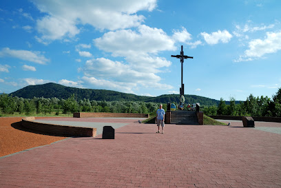 Меморіальний парк «Красне поле»