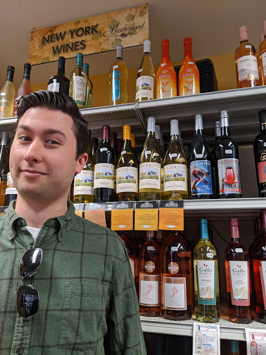 Liquor Store «Poughkeepsie Wines & Liquor», reviews and photos, 701 Main St, Poughkeepsie, NY 12601, USA