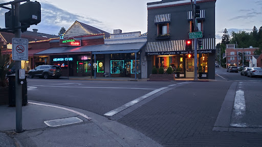 Florist «Foothill Flowers», reviews and photos, 102 W Main St, Grass Valley, CA 95945, USA