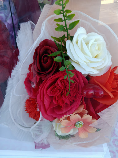 Discount Store «Rialto Discount Mall», reviews and photos, 463 E Foothill Blvd, Rialto, CA 92376, USA